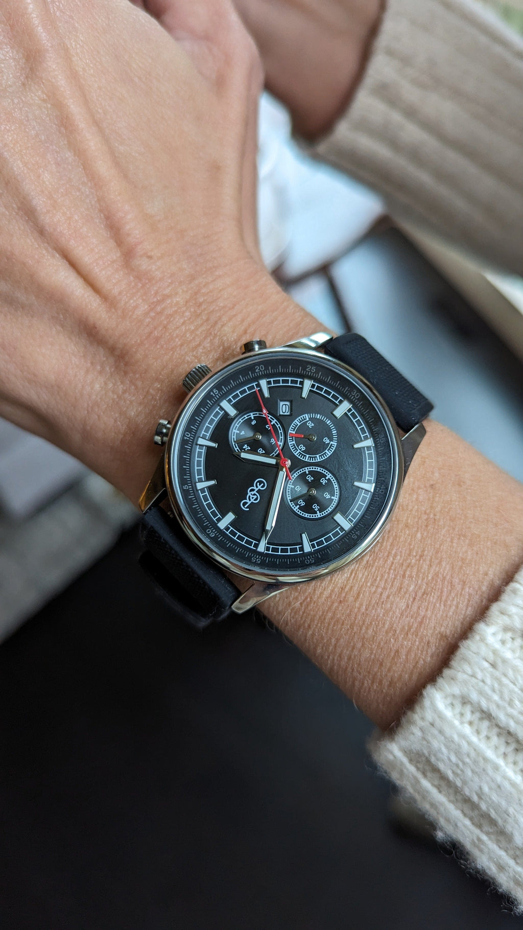 Men's Black Sport Chronograph Watch - Water Resistant | fash-ique